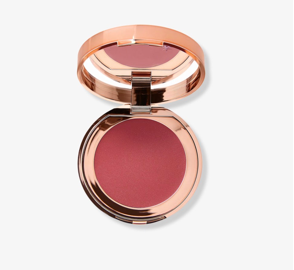 Charlotte Tilbury Lip & Cheek Glow bronzer.