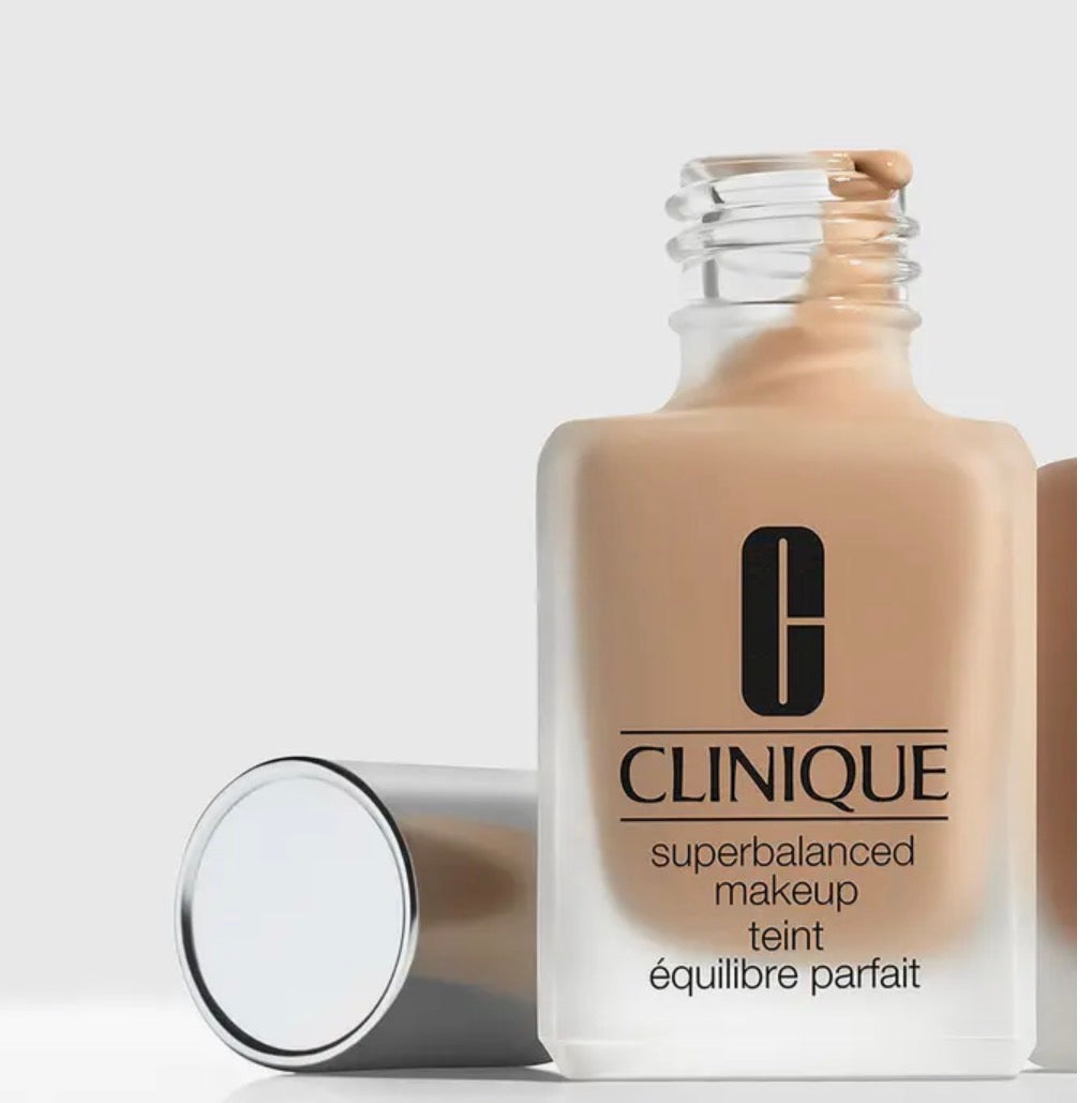 Clinique Foundation Super Balanced
